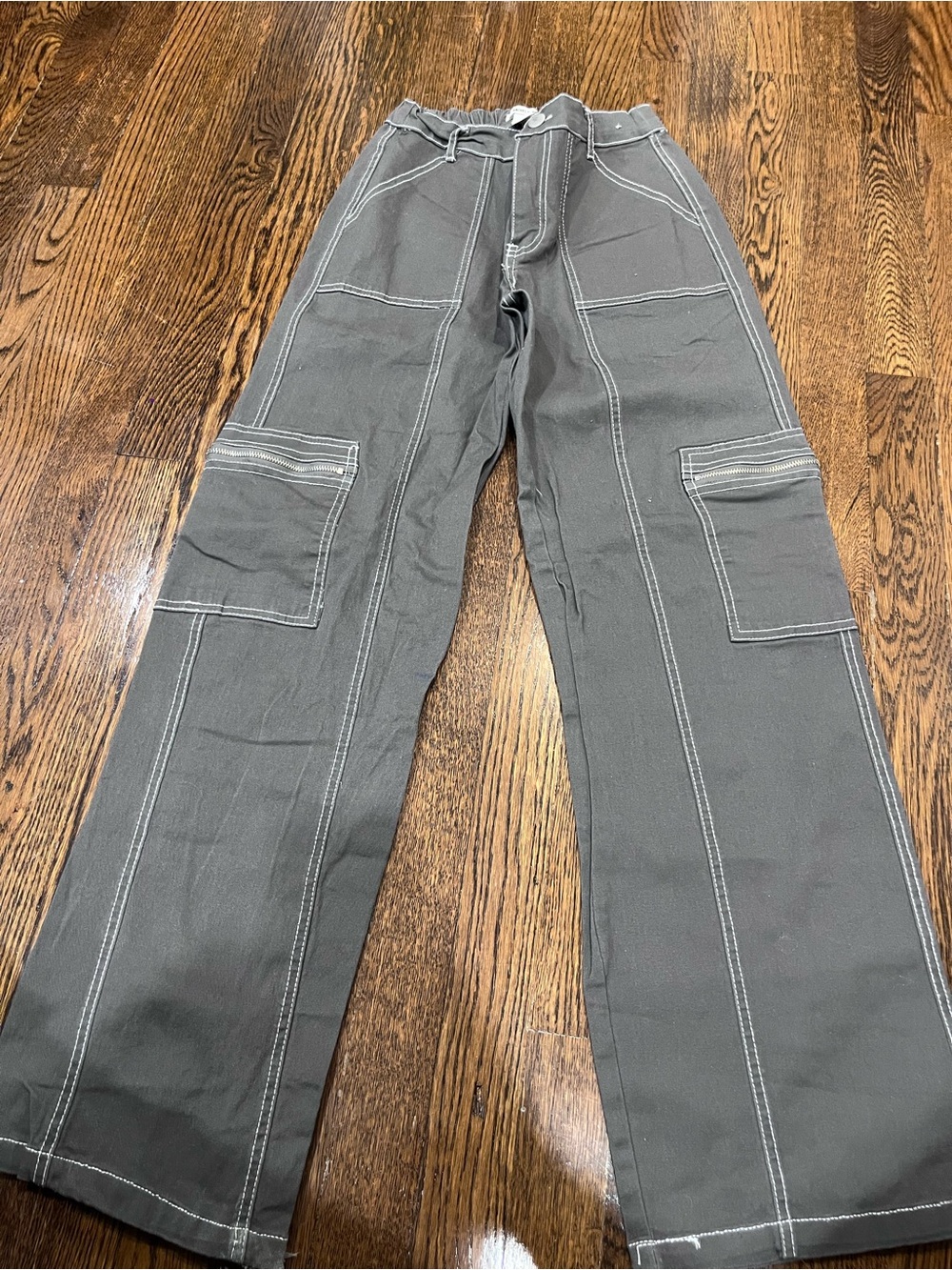 Rachel PaigeGrey Cargo Stitch-Contrast Pants
